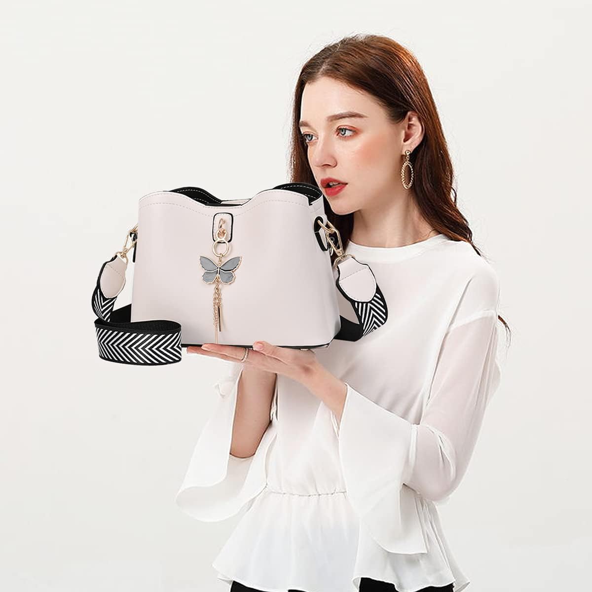 Dames Schoudertas – Lichtgewicht Crossbody Tas – Kleine Modieuze Handtas met Vlinder Hanger