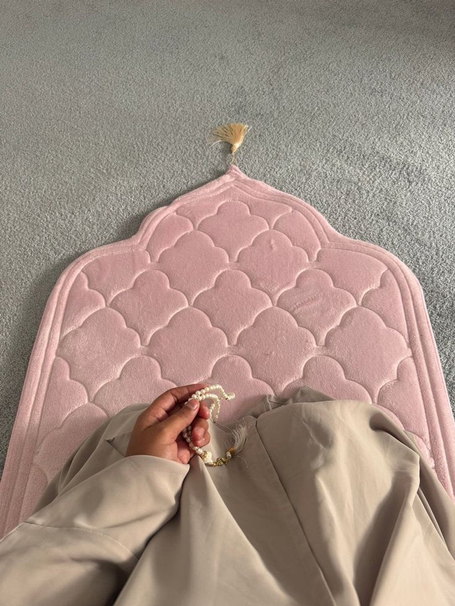 Gebedskleed – Comfortabele & Zachte Islamitische Prayer Mat met Antislip en Gouden Afwerking (115×65 cm) – Meerdere Kleuren