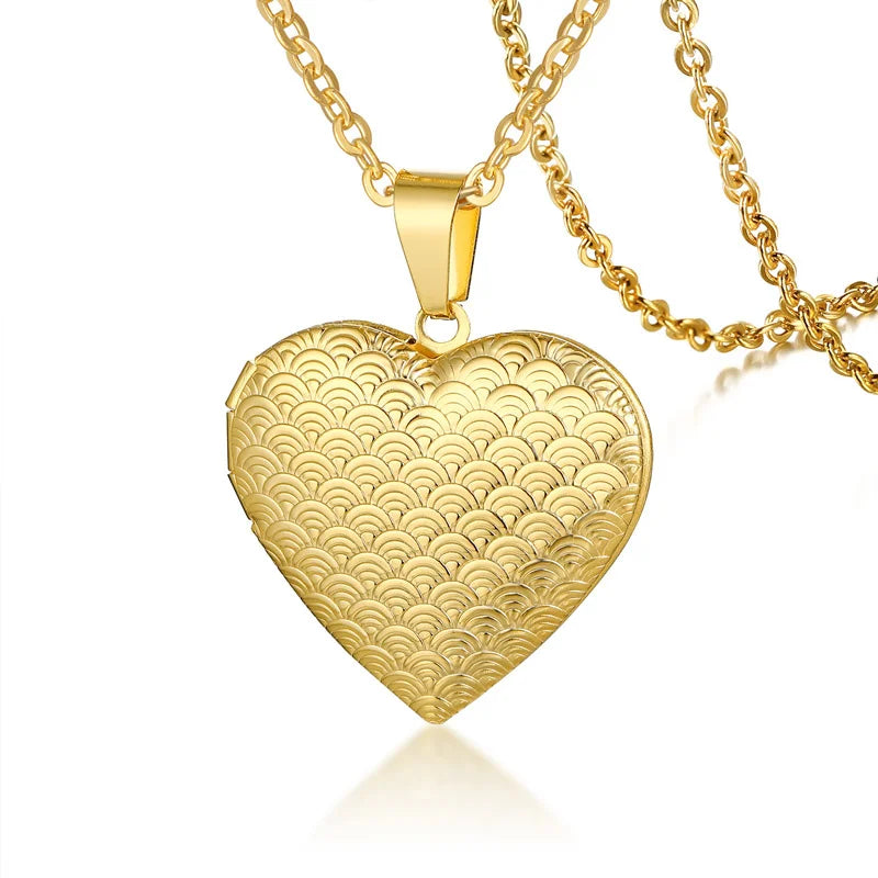 Trendy Stainless Steel Heart Locket Necklace for Women Girls, Can Be Opened Reliquary Pendant,with Family BFF Collar Jewelry