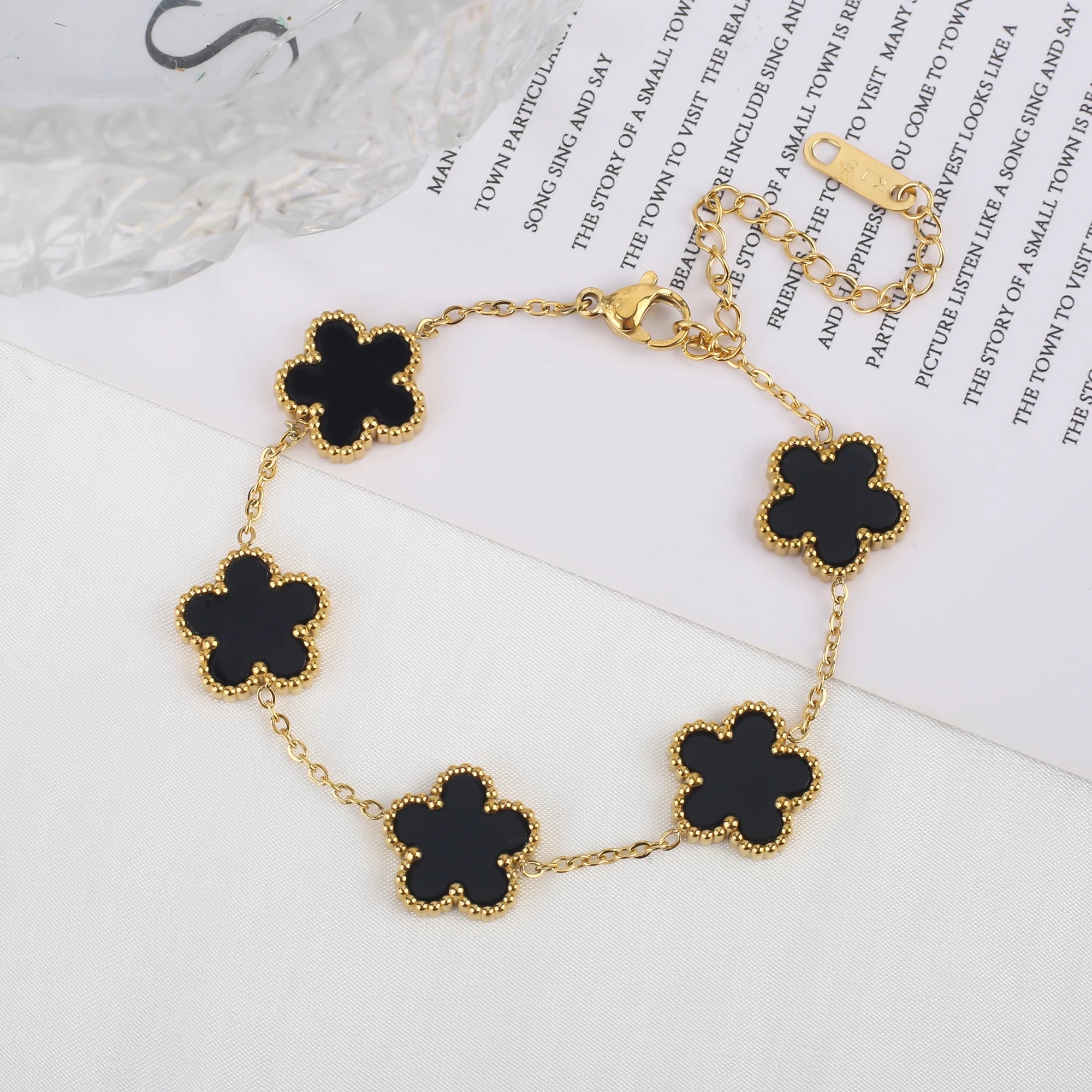 Classic Luxury Stainless Steel Bracelet Ladies Adjustable Five Flower Bracelets for Women New Fashion Party Jewelry Gifts Clover