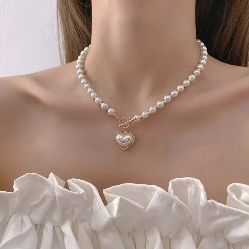 Imitation Pearls Collar Vinatge simulated Pearl Pendant Necklace For Women Simple OT Buckle Clavicle Chain Party Jewelry