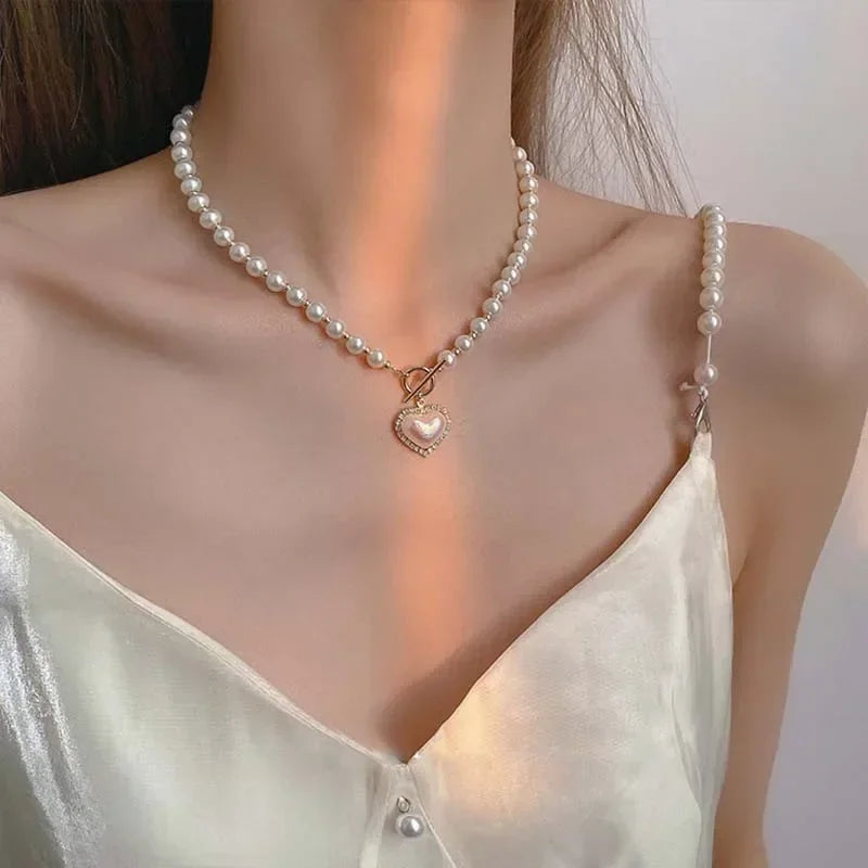 Imitation Pearls Collar Vinatge simulated Pearl Pendant Necklace For Women Simple OT Buckle Clavicle Chain Party Jewelry